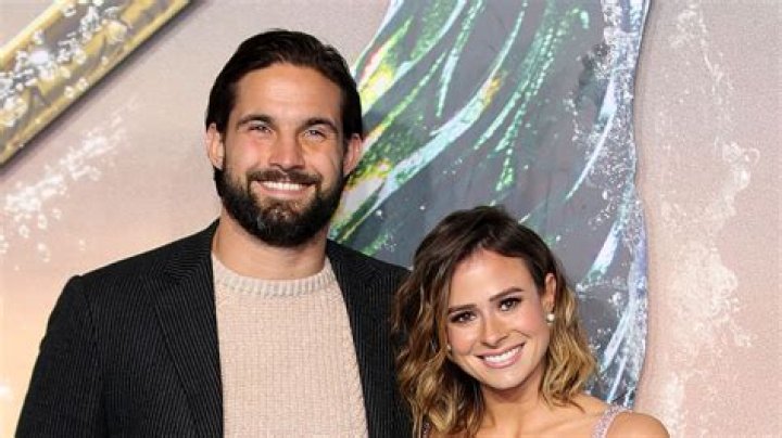 Are camilla thurlow and jamie engaged?