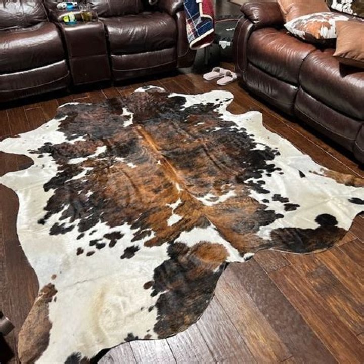 Are cowhide rugs cruel?