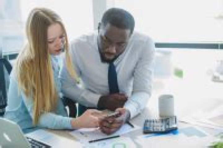 Are hr conversations confidential?