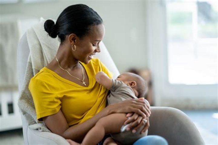Can a breastfeeding mother easily get pregnant?