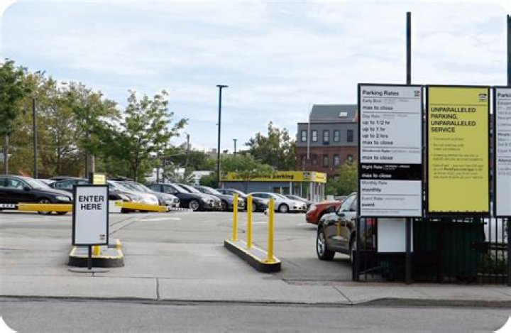 Can i park my car at newark penn station?