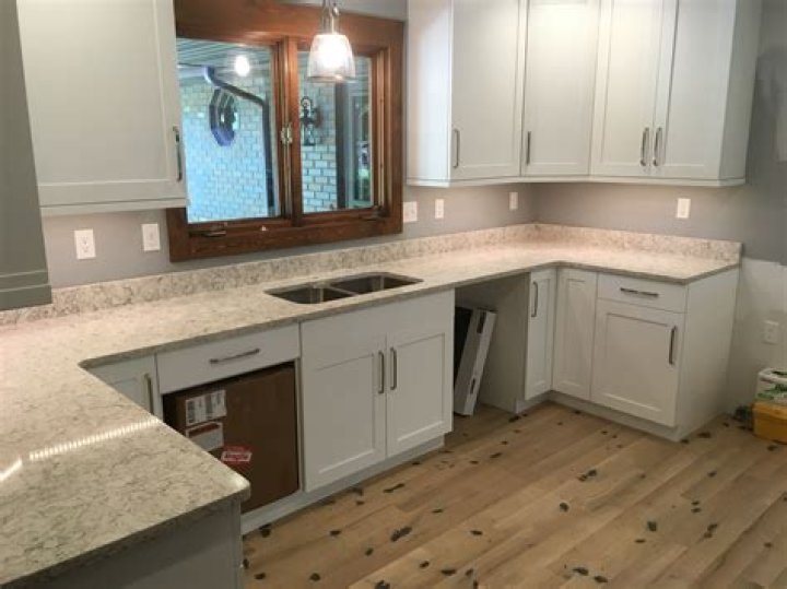 Can i use goof off on quartz countertops?