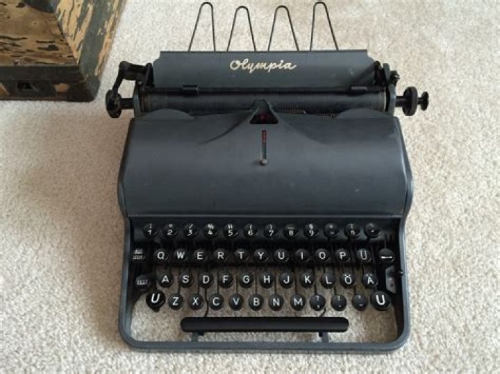 Can you still buy typewriters?