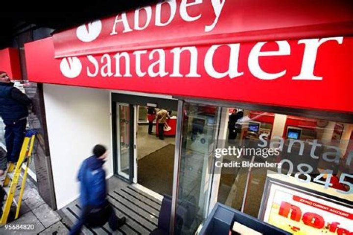 Did abbey national become santander?