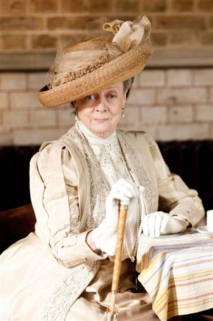 Did lady grantham die in downton abbey?