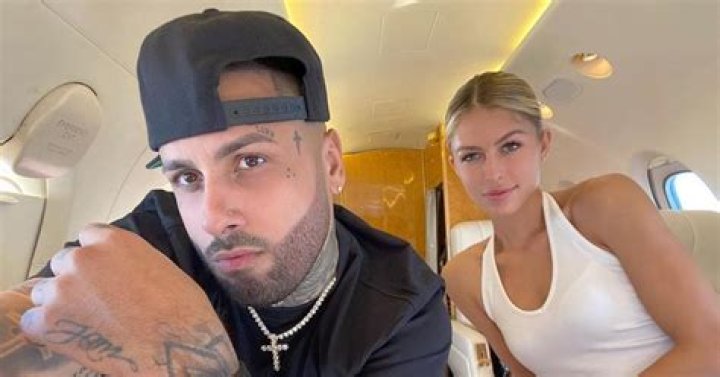 Did nicky jam break up with his fiancee?