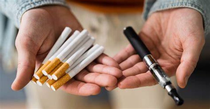Do cigarettes keep you awake?