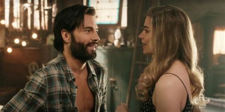 Do mutt and alexis get back together?