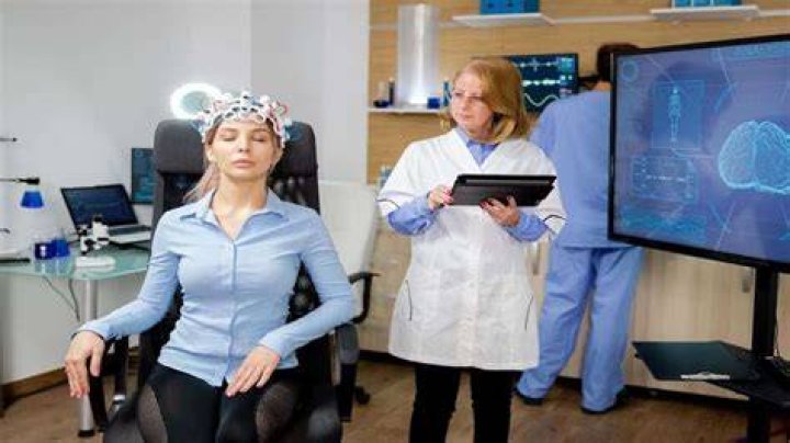 Do neurologists treat depression?