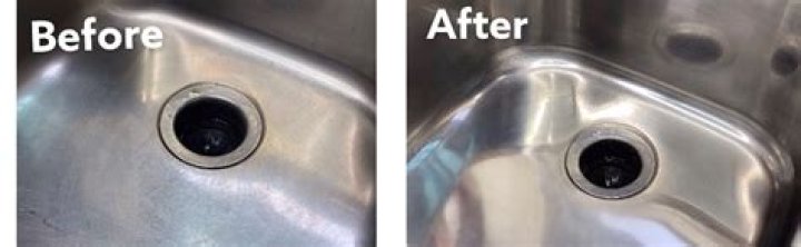 Do stainless sinks scratch?