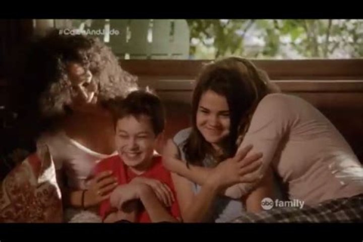 Do the fosters adopt callie?