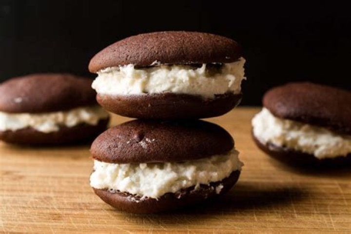 Do whoopie pies need to be refrigerated?