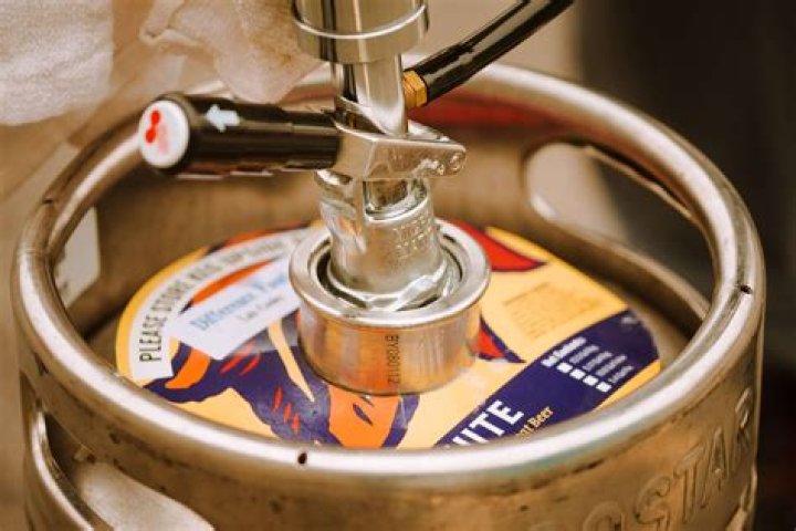 Does an untapped keg need to be refrigerated?
