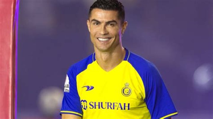 Does ronaldo play for psg?