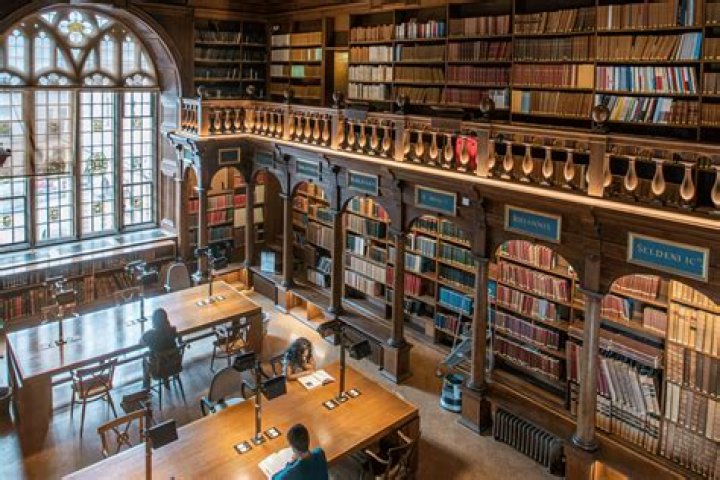 Does the bodleian have every book?