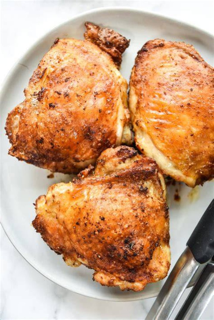 Has chicken thighs got bones in?