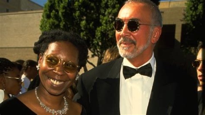 Has whoopi goldberg ever been married?