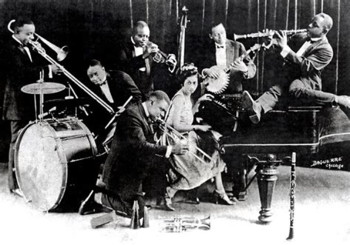 How is ragtime different from jazz?