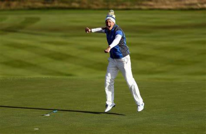 How old is suzann pettersen?