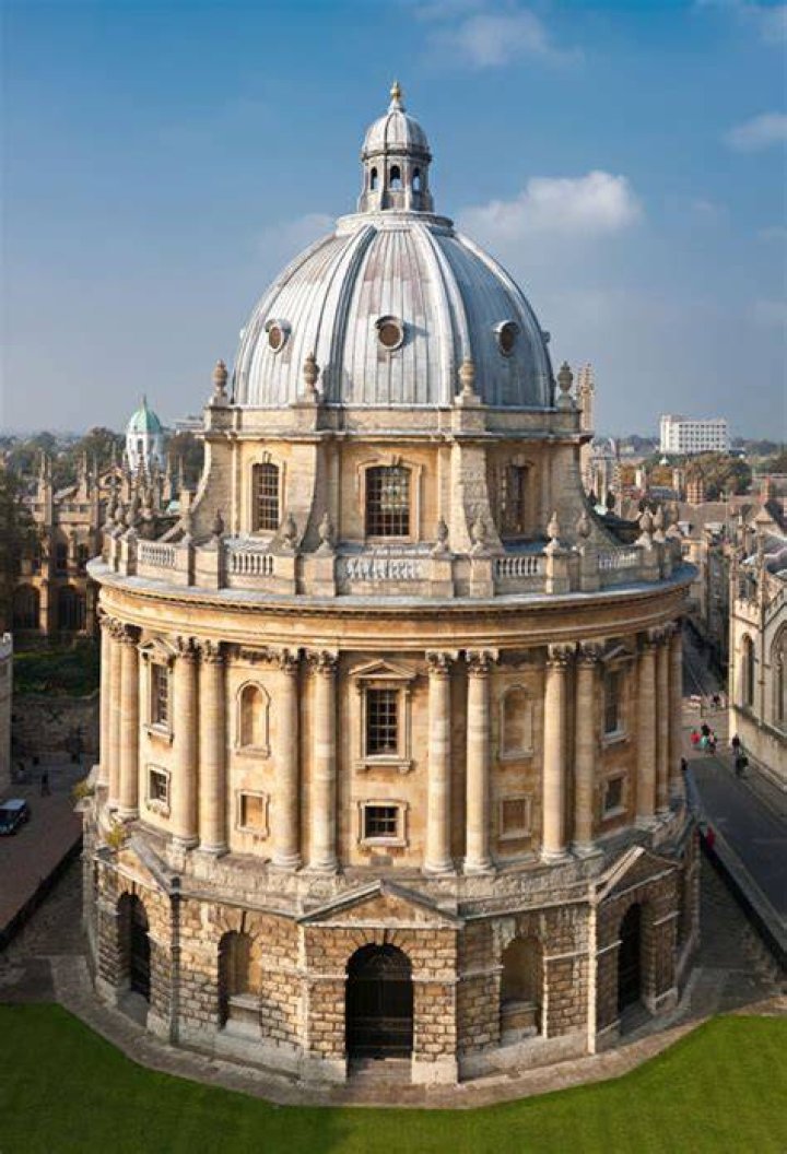 How old is the bodleian library?