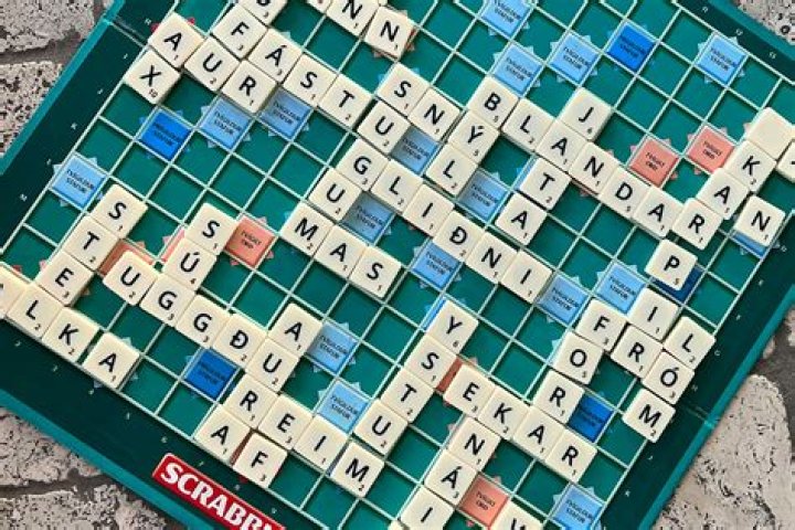 Is rattan a valid scrabble word?