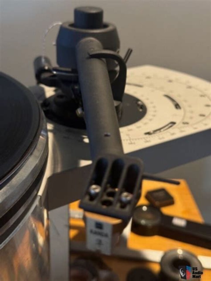 Is turntables considered instrument?