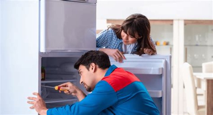 Should refrigerators run constantly?