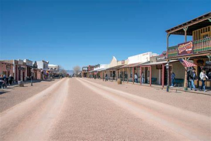 Was tombstone a real town?