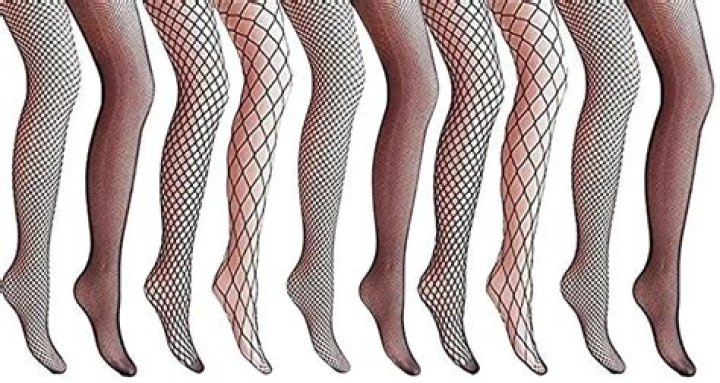 Were fishnet stockings popular in the 70s?