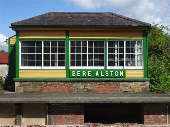 What's in bere alston?