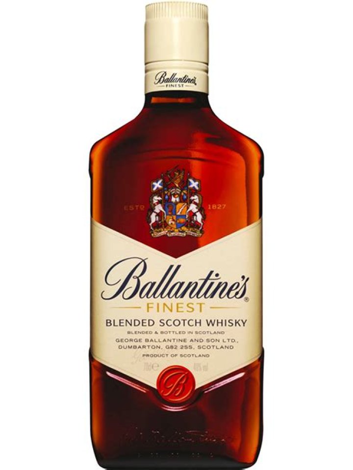 What is ballantines whiskey made of?