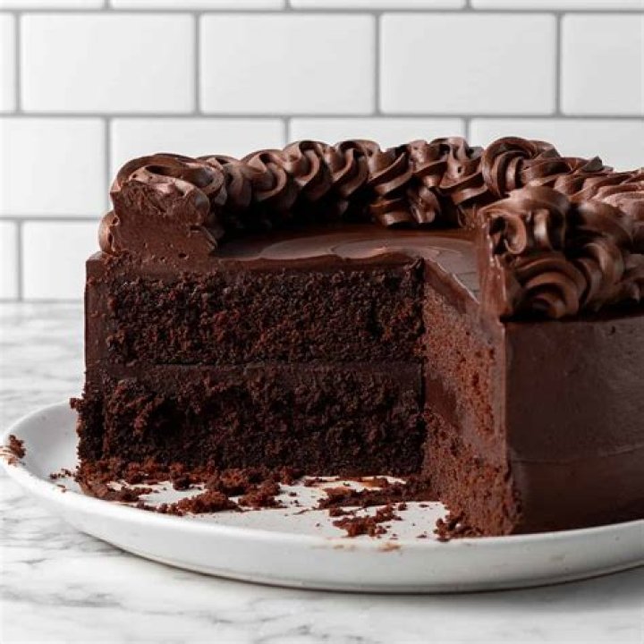 What is fudge cake?