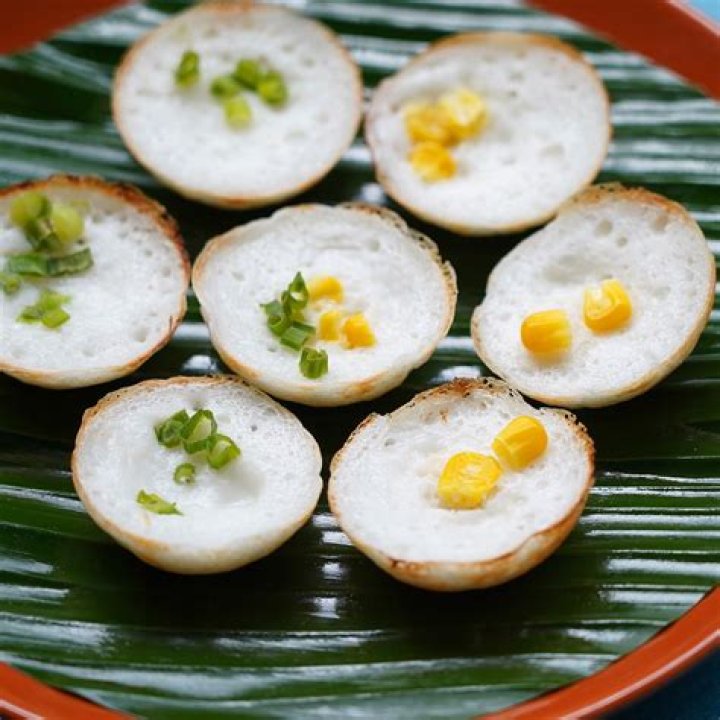 What is khanom krok?