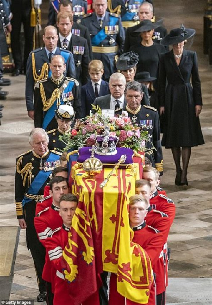 What is the purpose of honorary pallbearers?