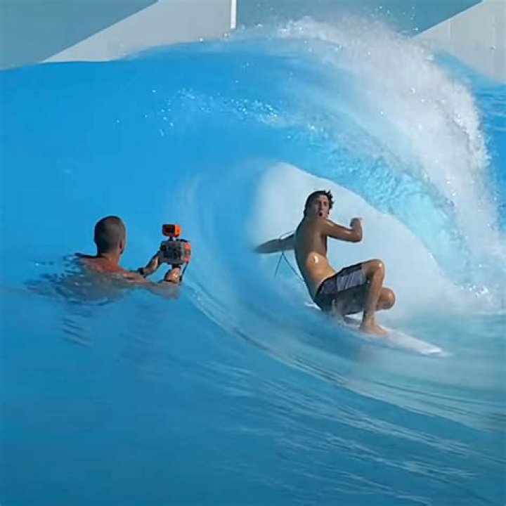 Whats a free surfer?