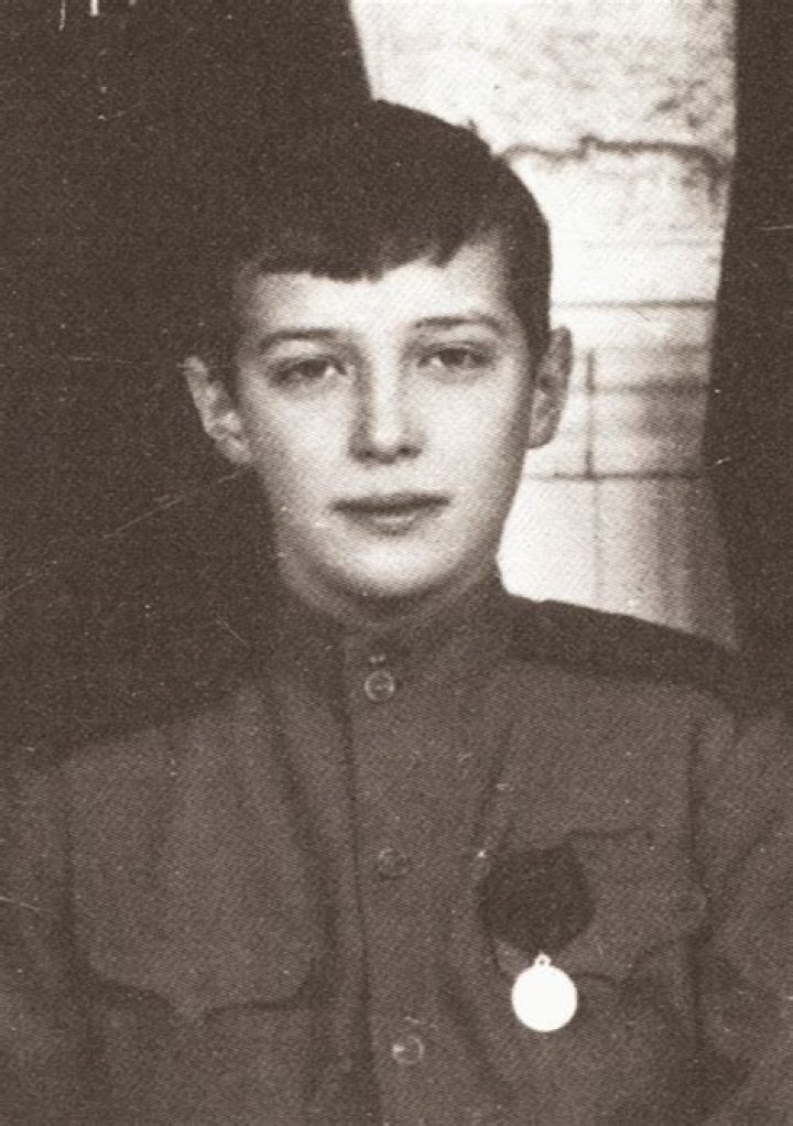 When was alexei romanov born?