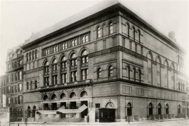 When was carnegie hall built?