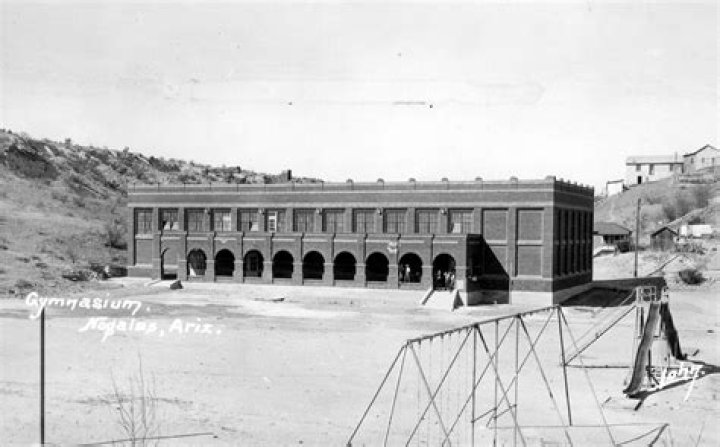 When was nogales high school built?