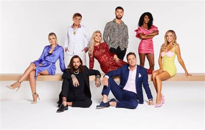 Where can i watch celebs go dating?