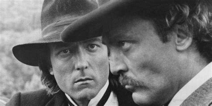 Which keach brother lost his leg?