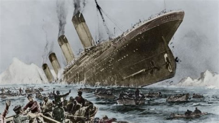 Who is sinking titanic?