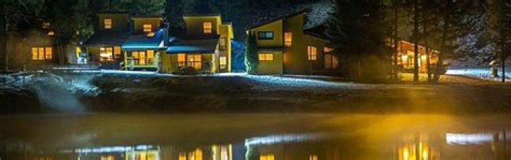 Who owns fairmont mountainside villas?