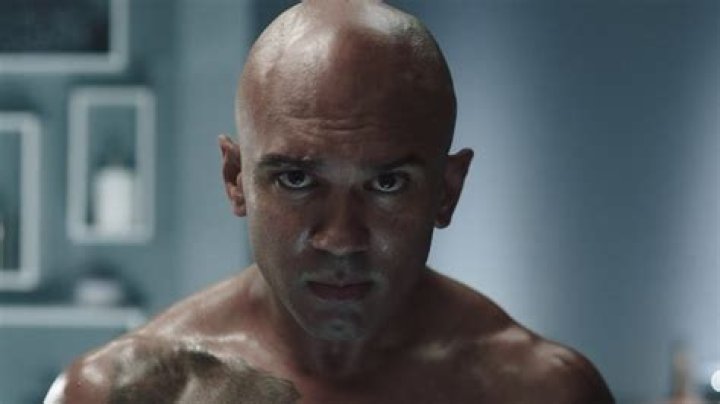 Whos in gillette advert 2021?