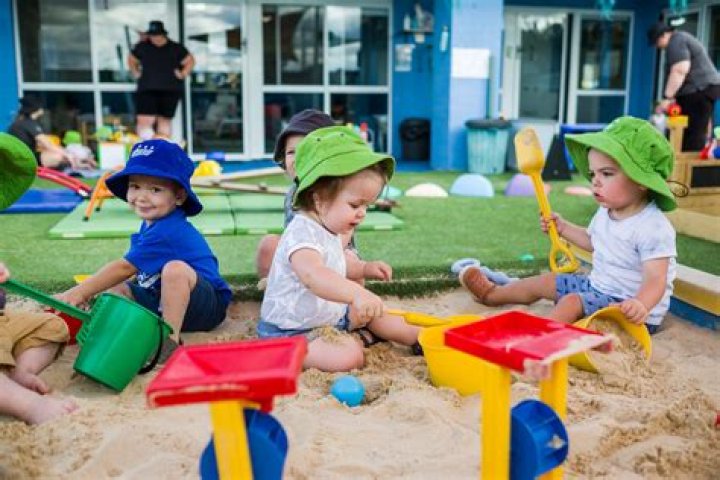 Why is sandpit play important?