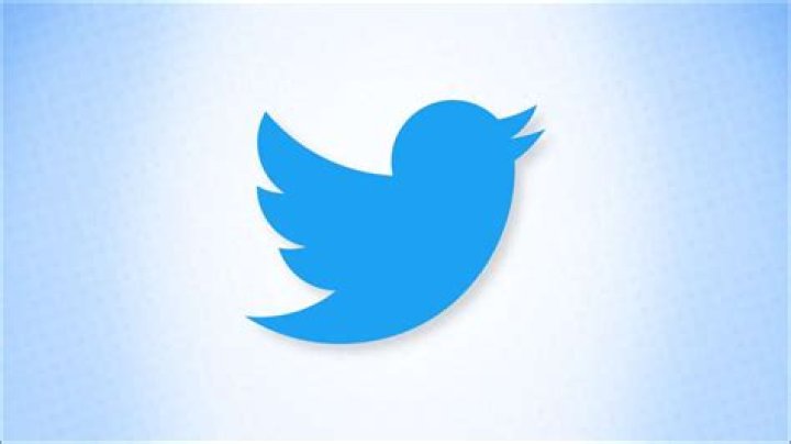 Why pin a tweet?
