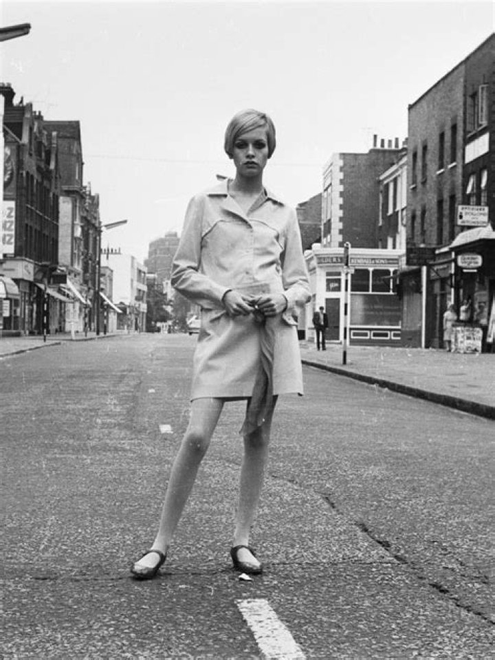 Why was twiggy famous?